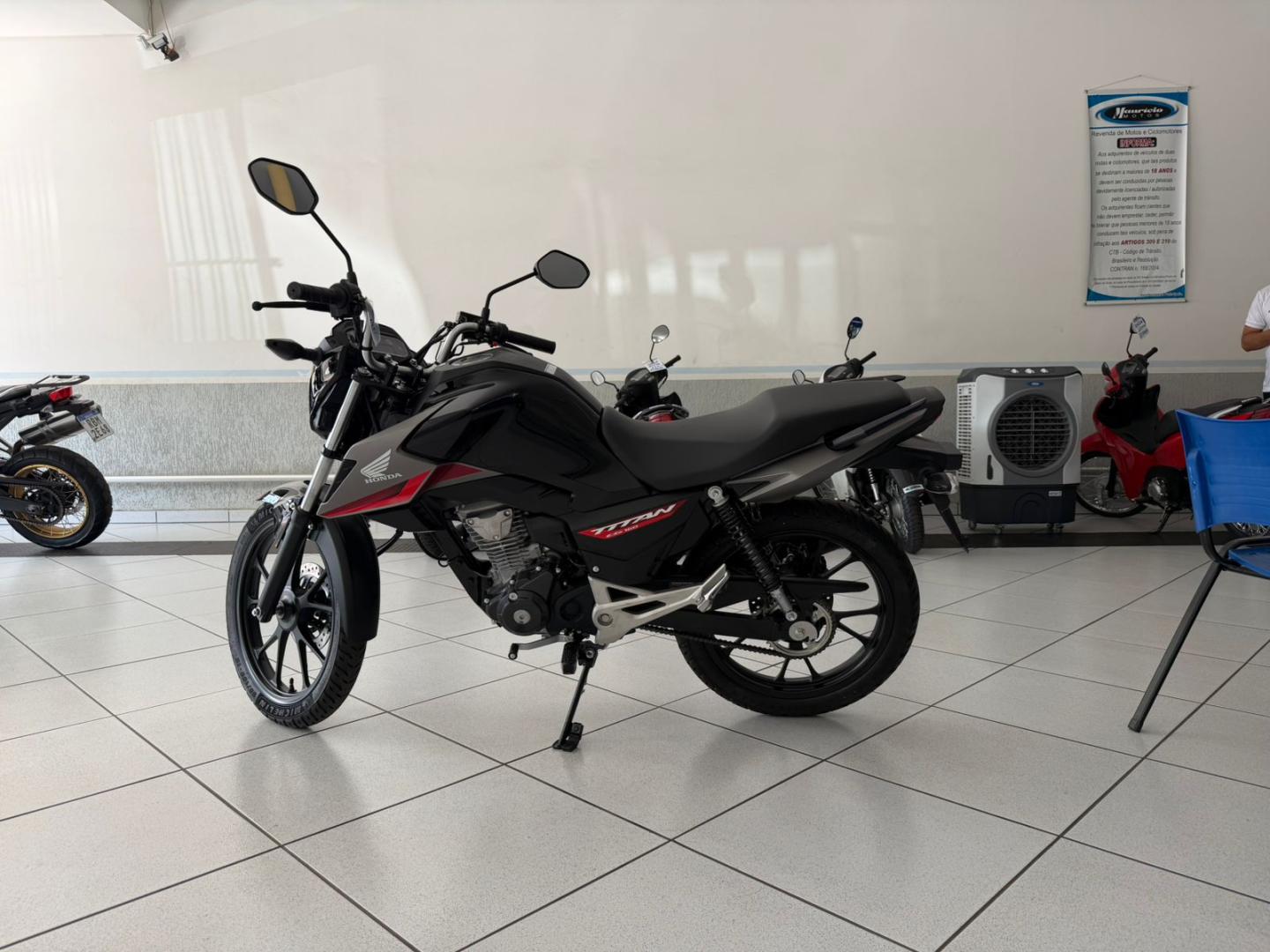 160 TITAN S Flex image 2