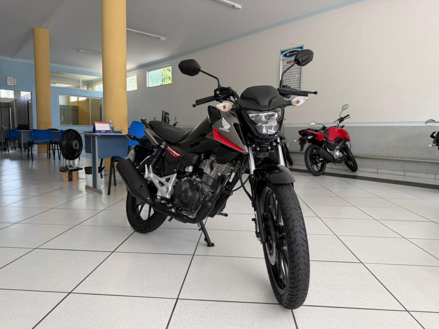 160 TITAN S Flex image 4