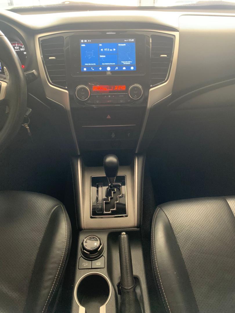 sport hpe 2.4 cd diesel aut. image 3