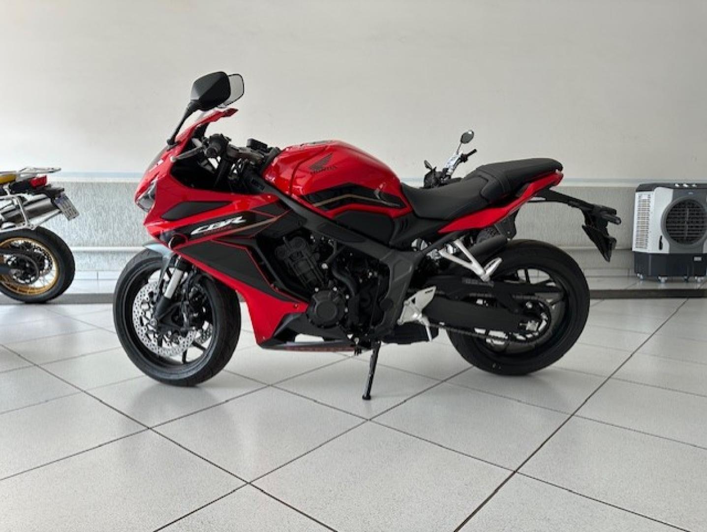 650 R image 2