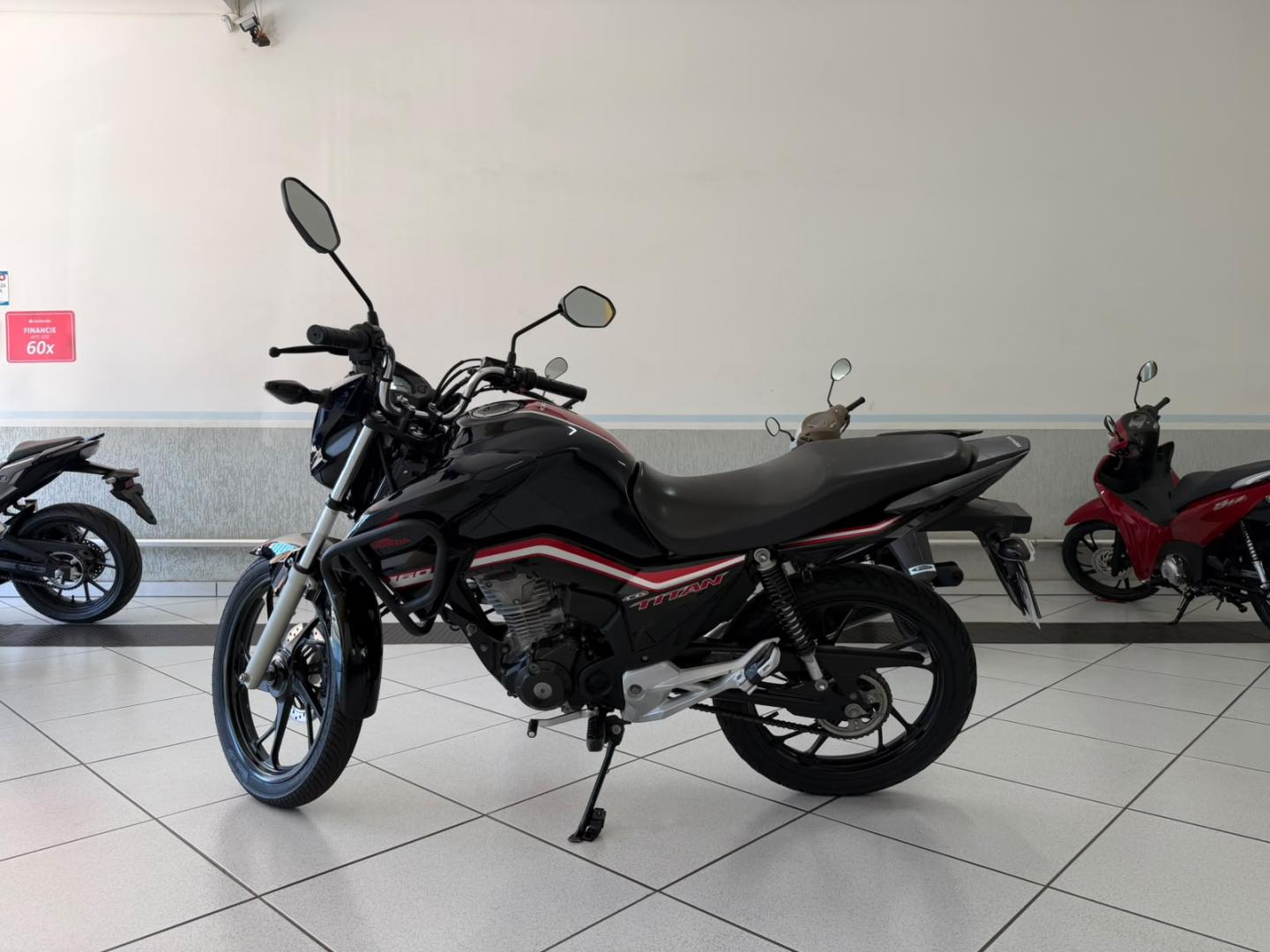160 TITAN S Flex image 2