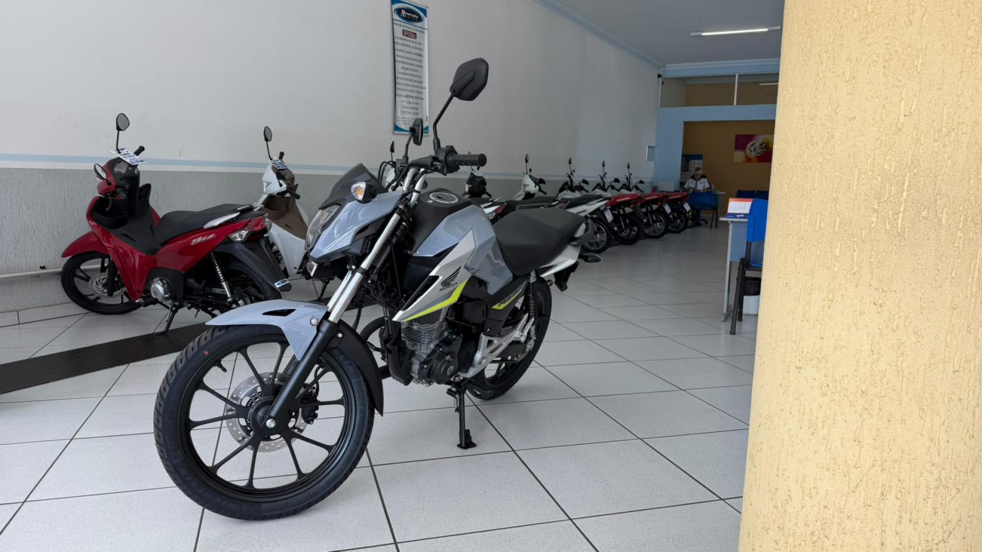 160 TITAN S Flex image 3