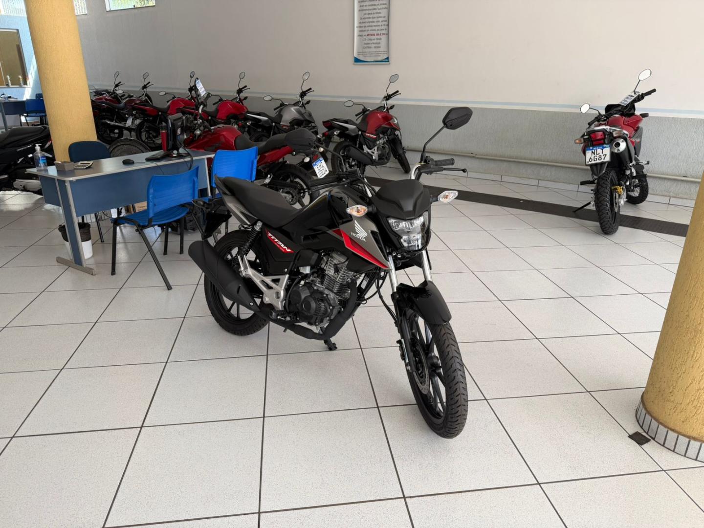 160 TITAN S Flex image 0