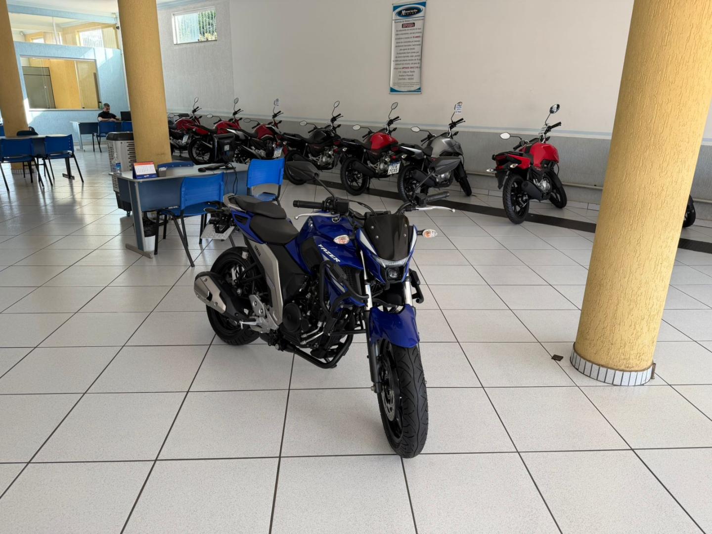 250 FAZER FLEX image 0