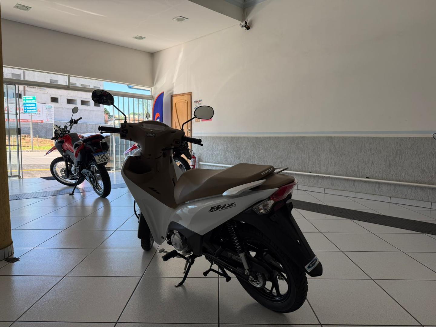 125/125i Flex image 6