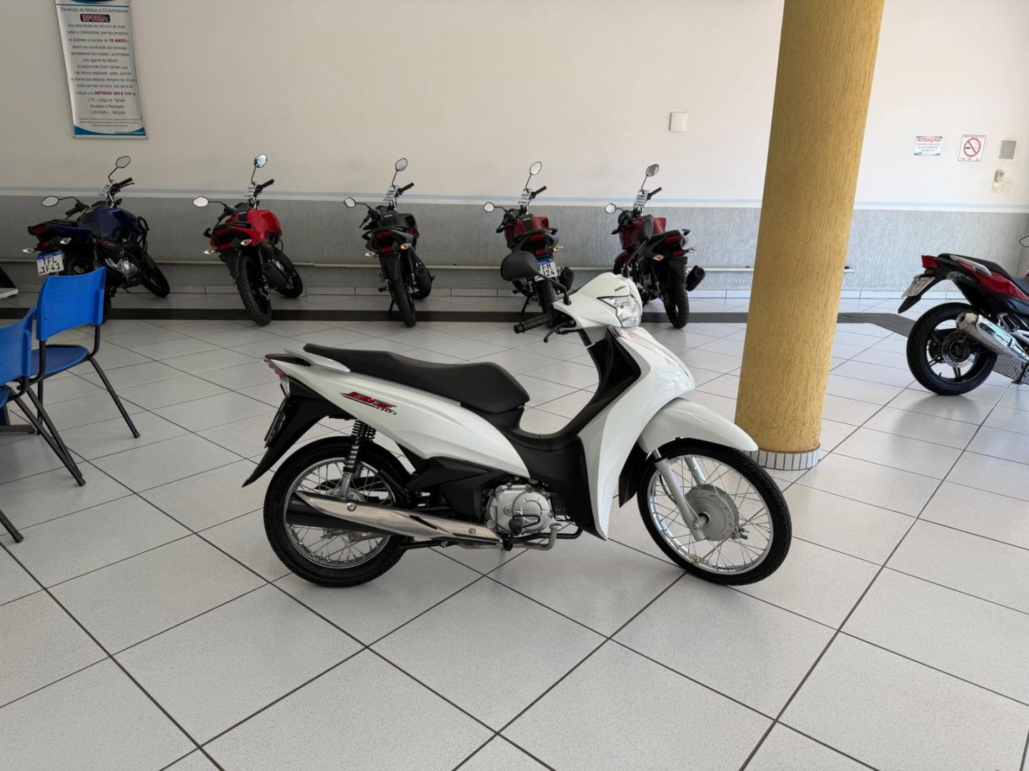 110i image 1