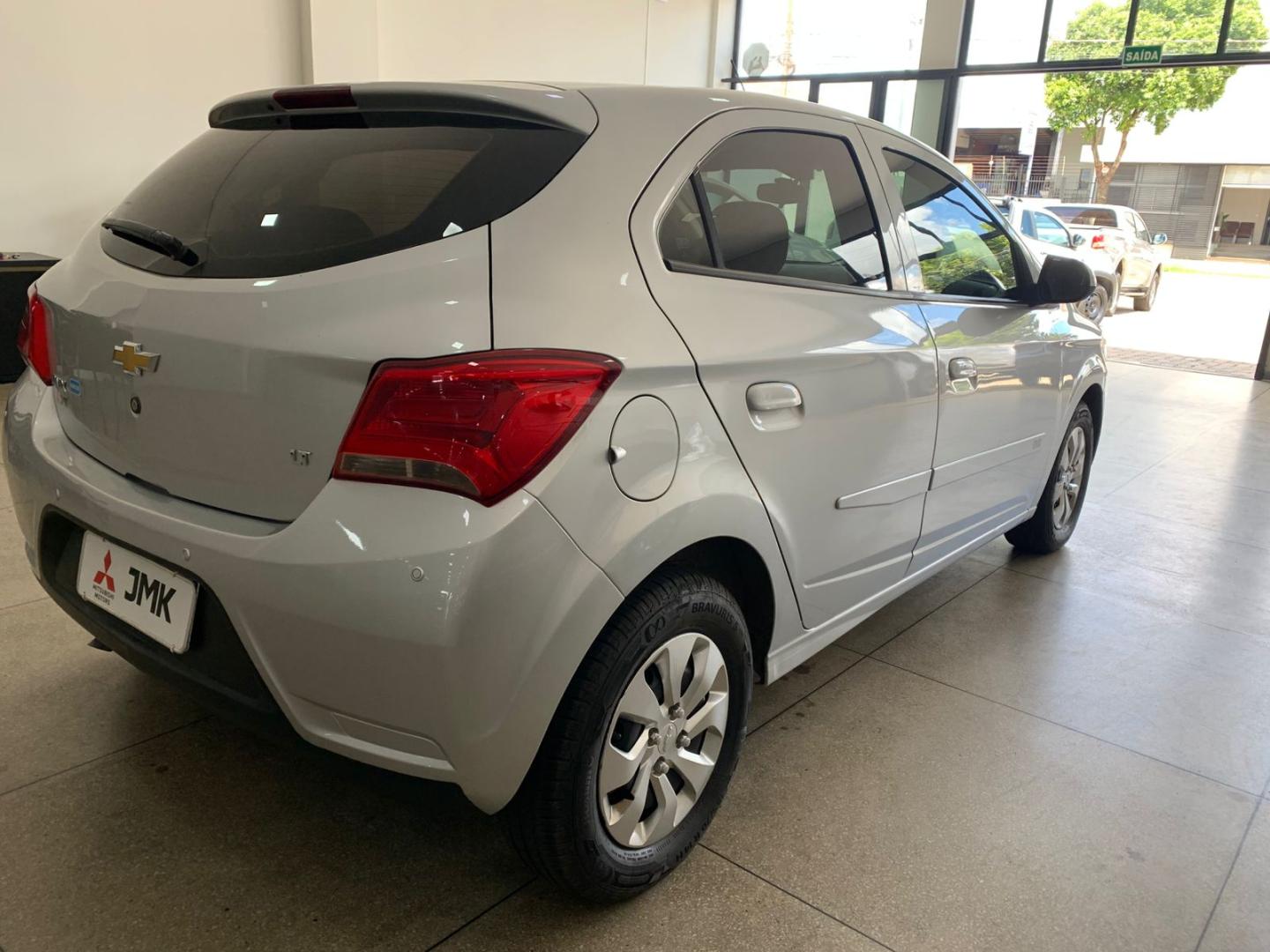 hatch lt 1.0 8v flexpower 5p mec. image 7