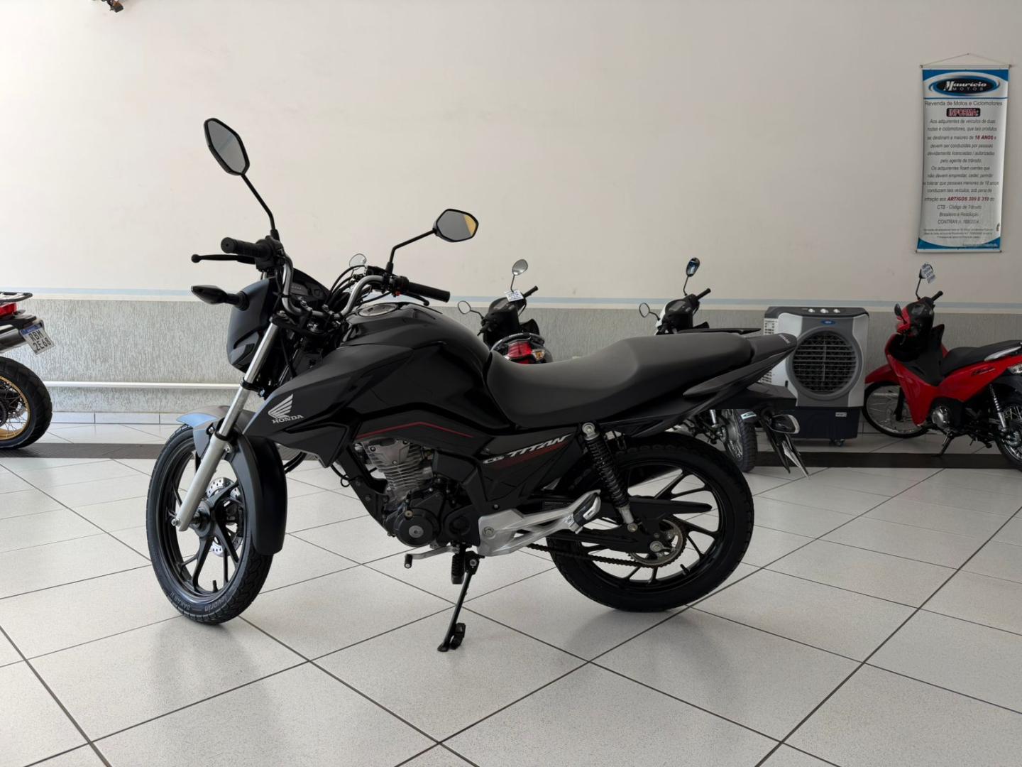 160 TITAN S Flex image 2