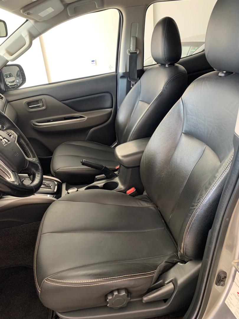 sport hpe 2.4 cd diesel aut. image 2