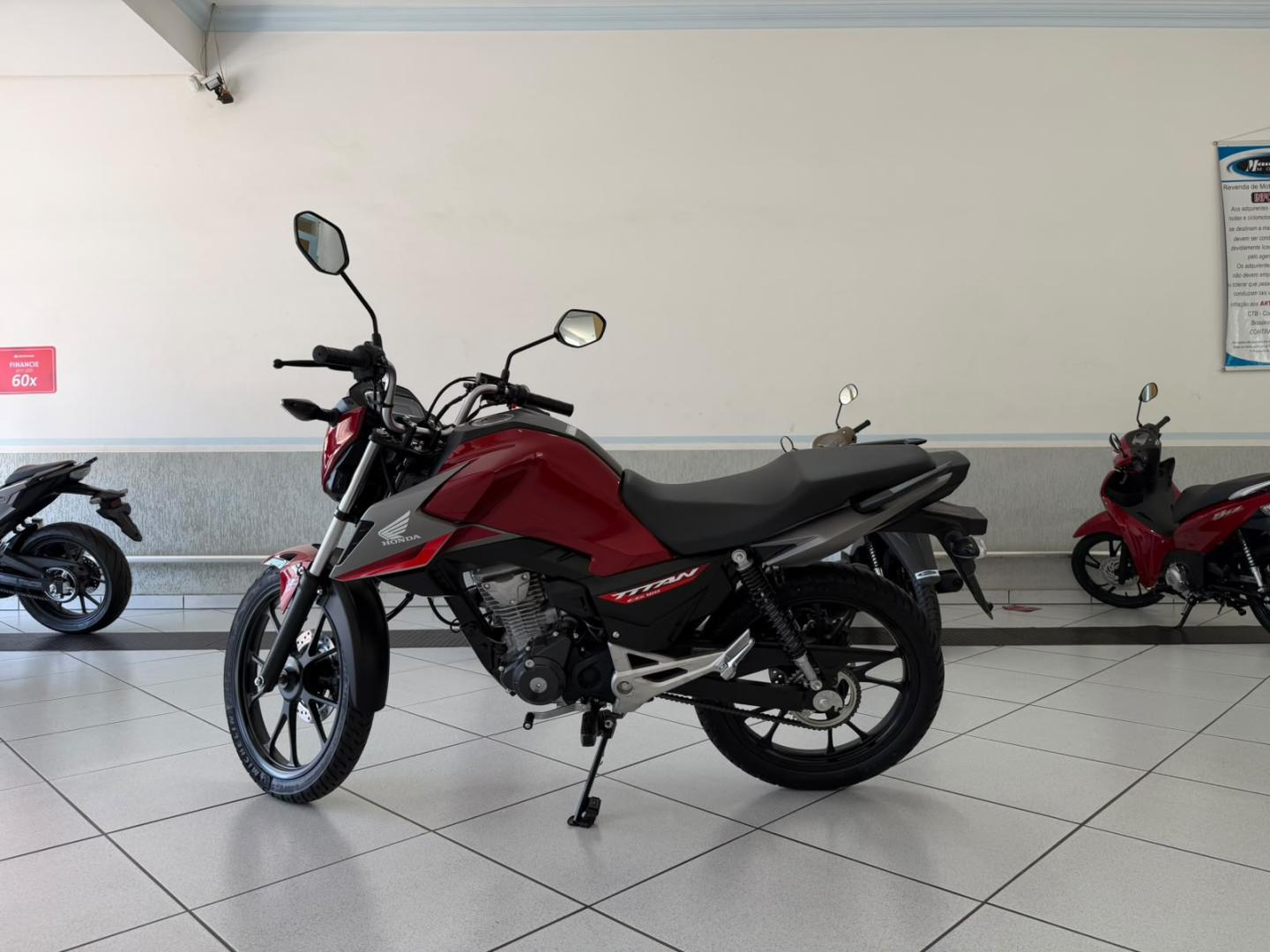 160 TITAN S Flex image 2