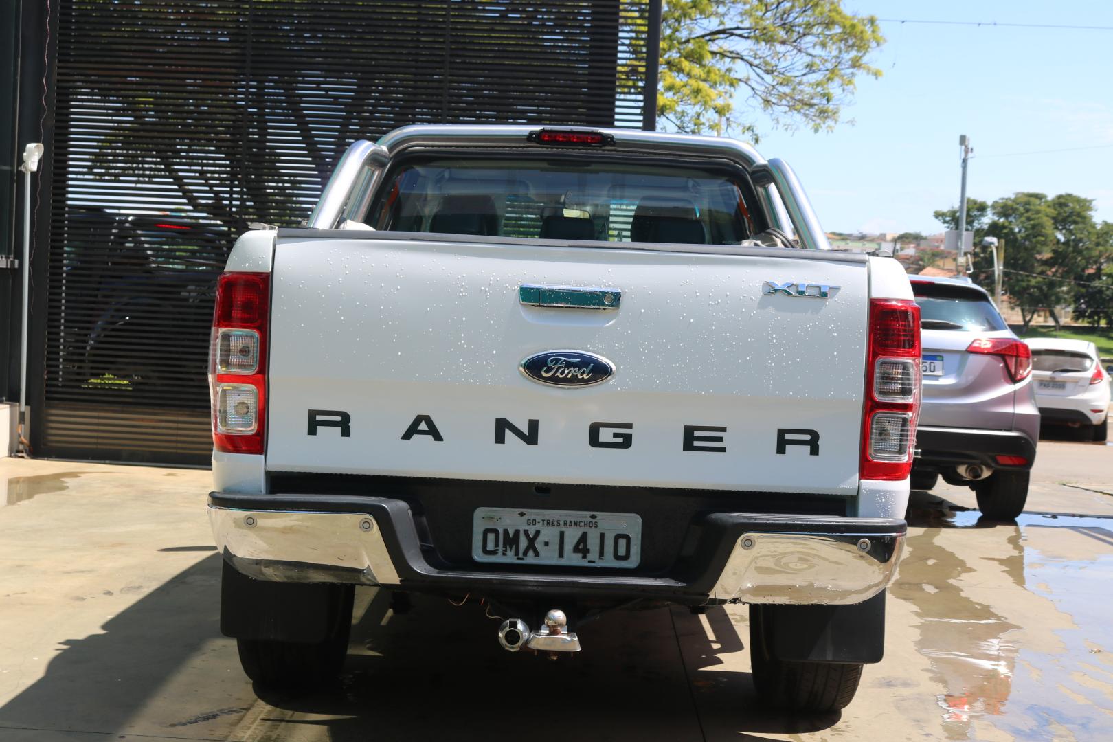 images/vehicles/6aa5eb05252a595c438656a302ba02af.jpg