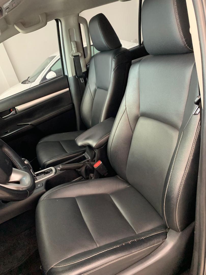 cd srx 4x4 2.8 tdi 16v diesel aut. image 2