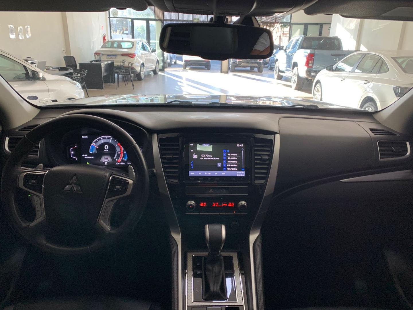 hpe-s 2.4 4x4 diesel aut. image 4