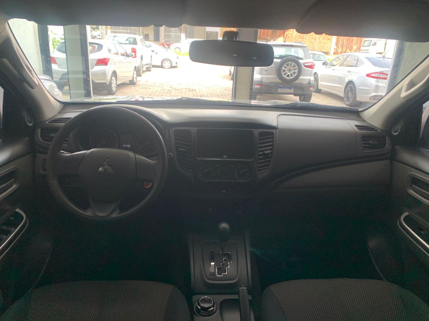 outdo. gls 2.4 cd 4x4 die. aut image 4