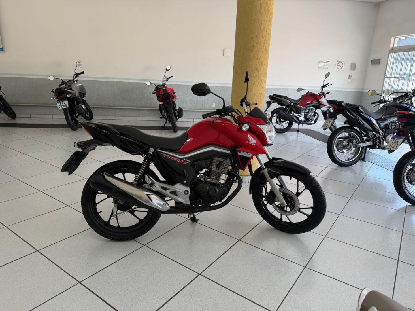 160 TITAN S Flex image 1