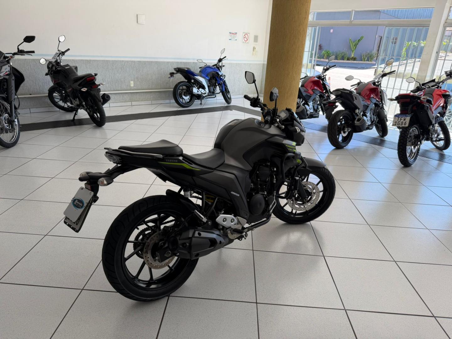 250 FAZER FLEX image 5