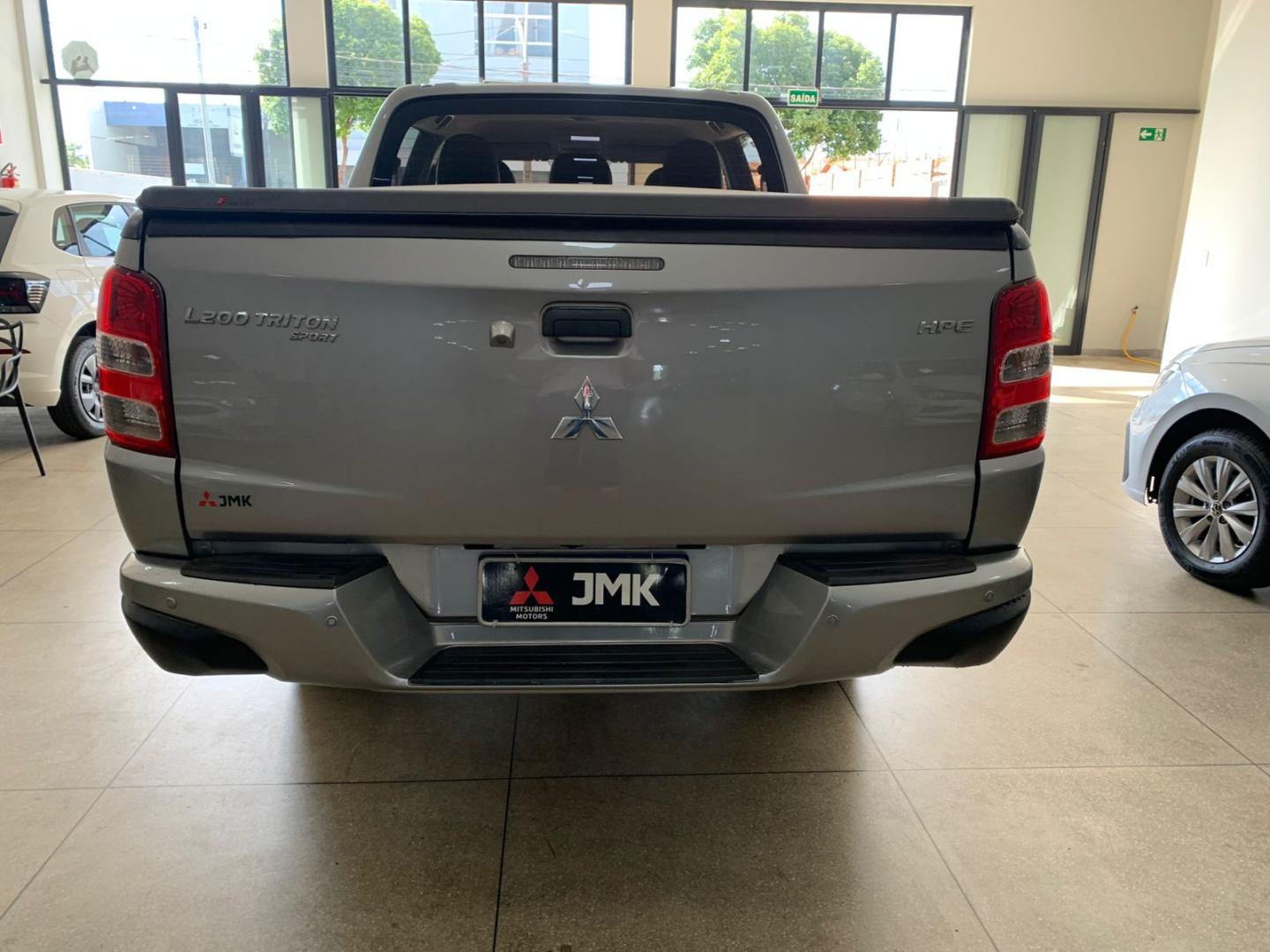 sport hpe 2.4 cd diesel aut. image 6