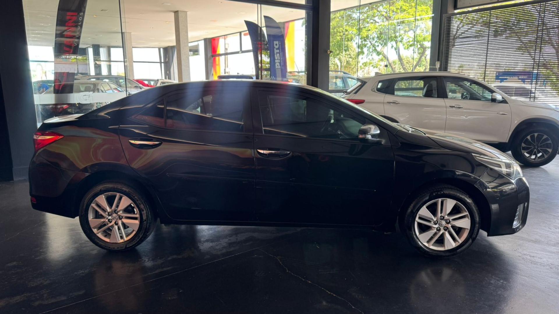 images/vehicles/c65e449ca2378de170057d35baef42a2.jpg