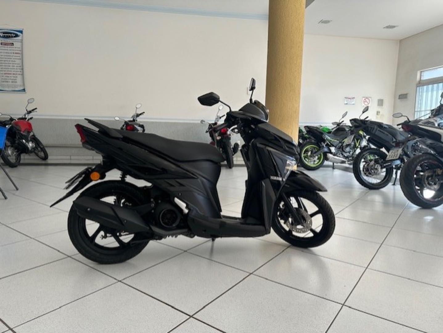 AUTOMATIC 125cc image 1