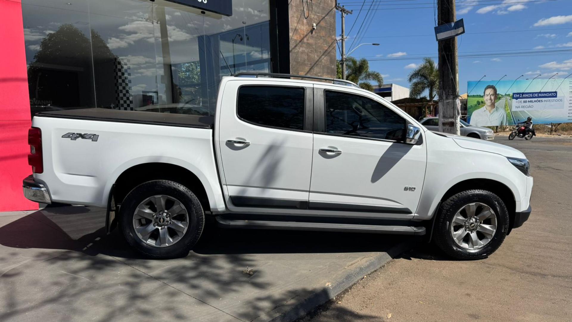 images/vehicles/fbcc25bbdb6189479484e37e58c445cd.jpg