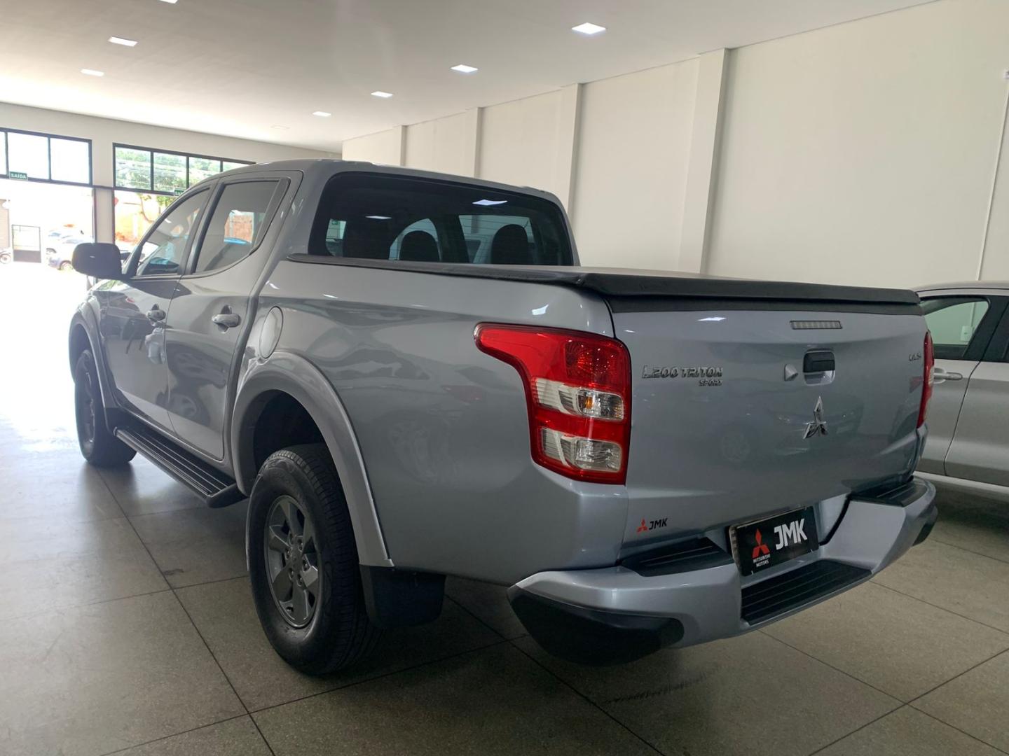 sport gls 2.4 cd diesel aut. image 6